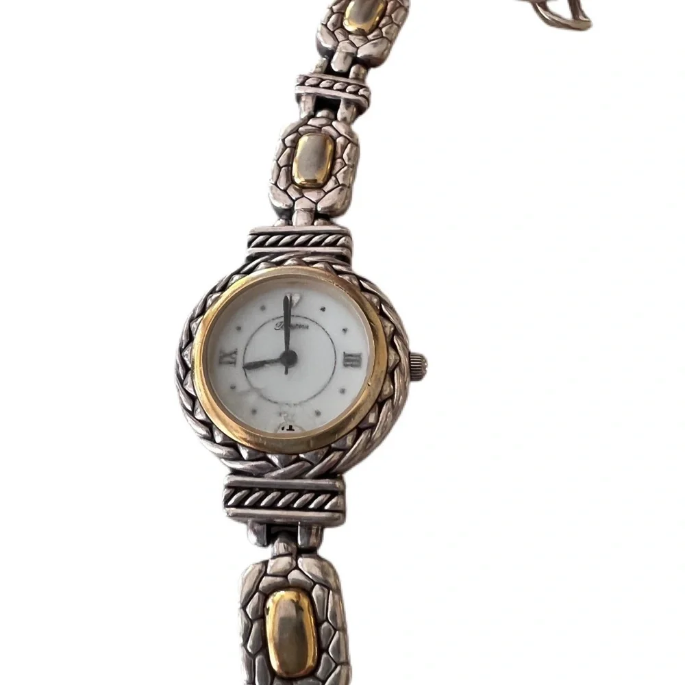 Beautiful Vintage Woman's Brighton Nantucket Watch. Comes with a Brighton pouch